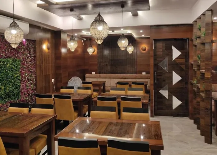 Jamindar'S Palace - Beach Front Hotel Puri